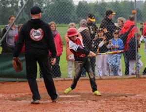 2016 - Schueler Tossball BM_Seiffert Basti at bat